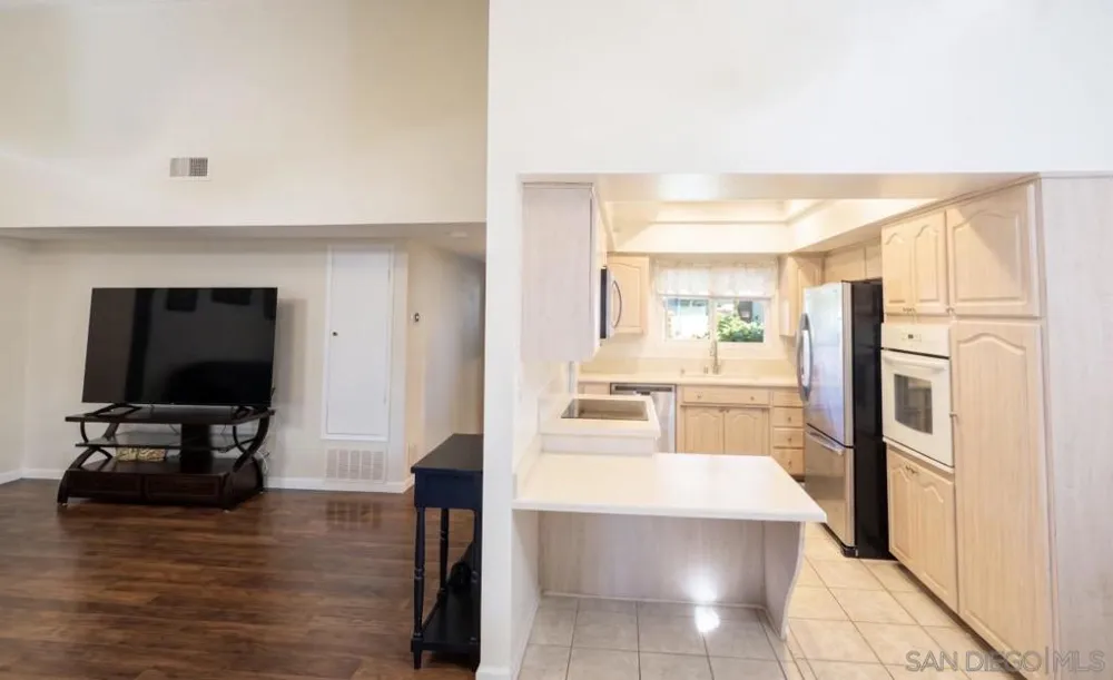 3685 Vista Campana #70 Oceanside, CA 92057