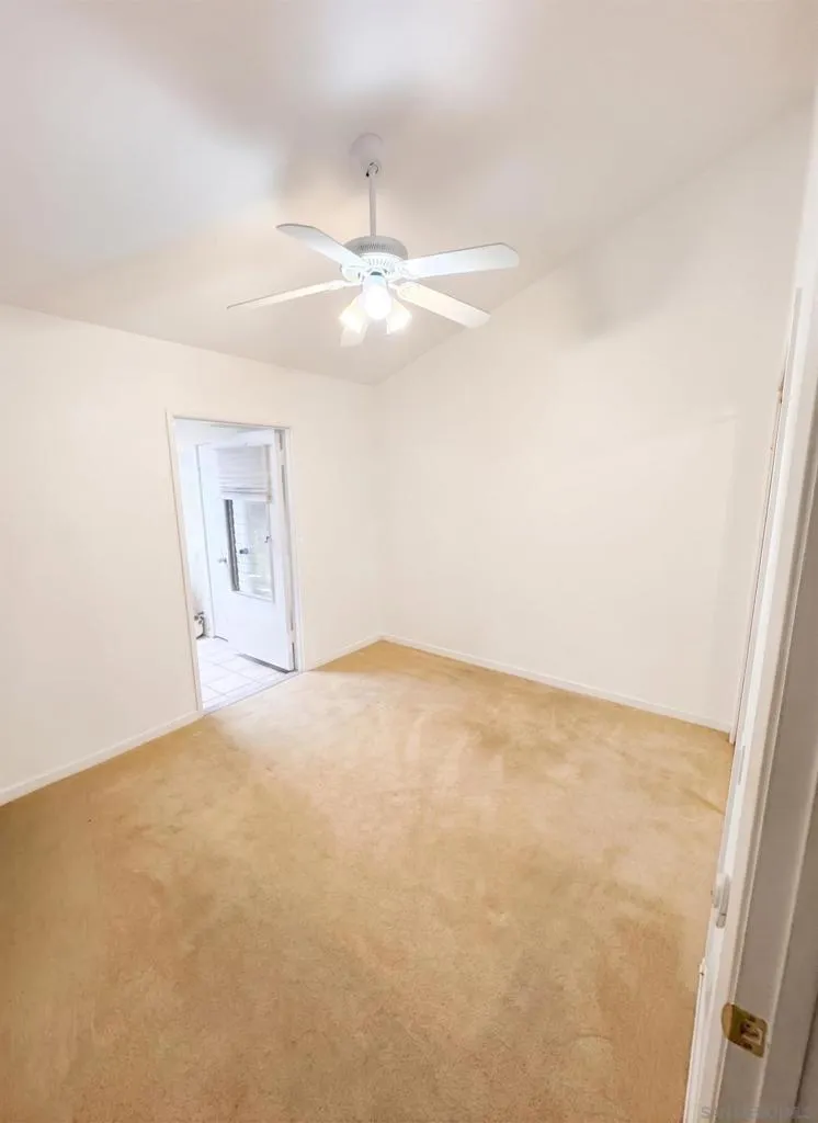 3685 Vista Campana #70 Oceanside, CA 92057