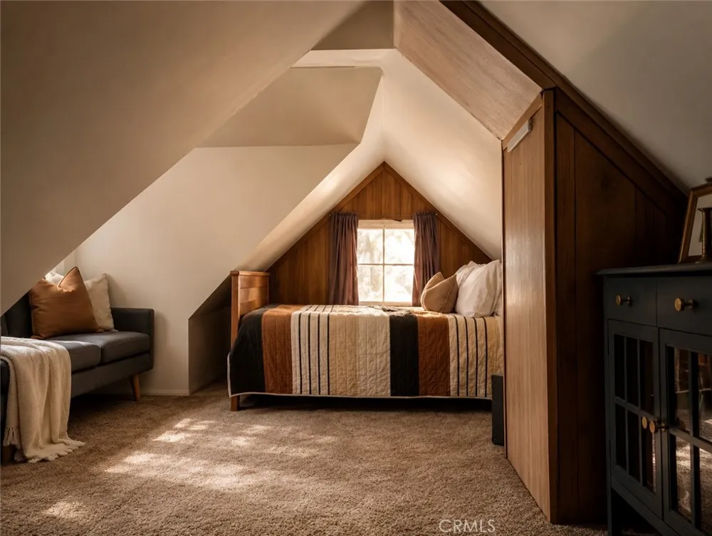 2412 Ridge Arrowbear, CA 92382