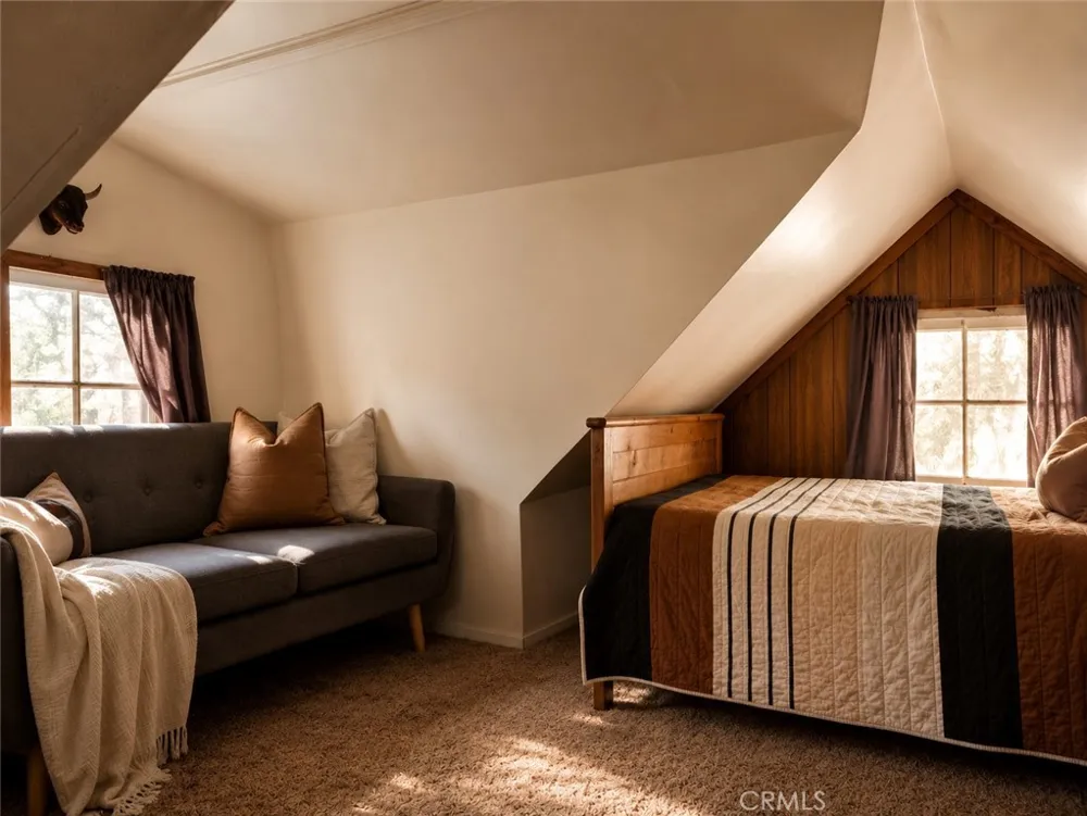 2412 Ridge Arrowbear, CA 92382