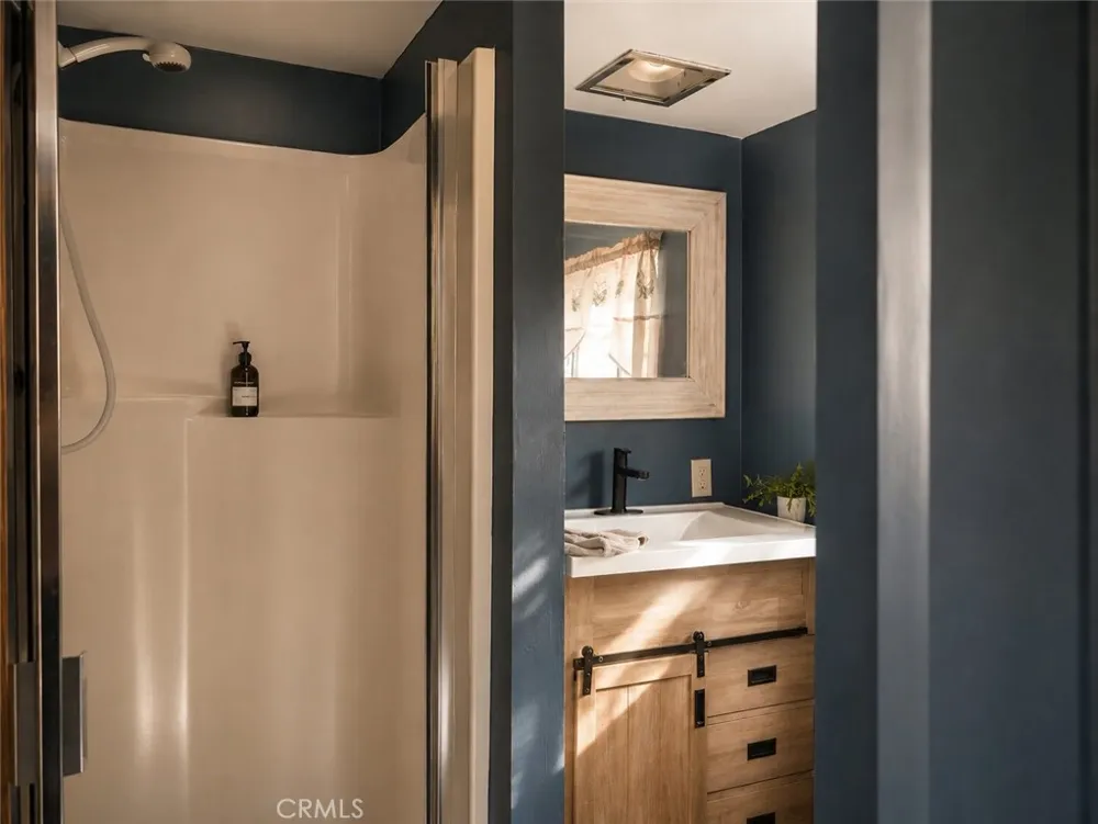 2412 Ridge Arrowbear, CA 92382