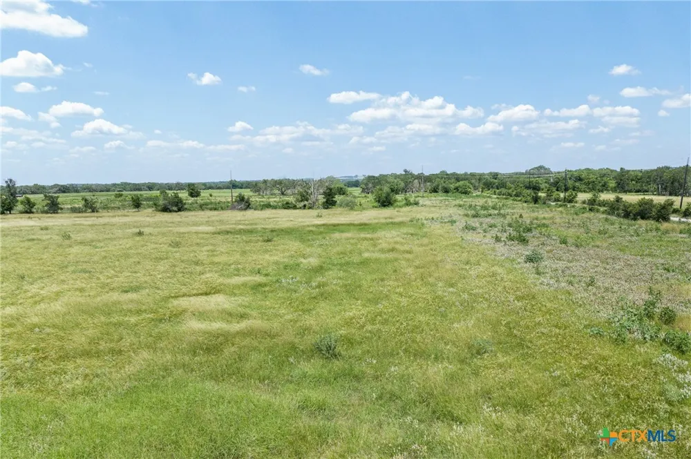 6 Fm 795 Gonzales, TX 78629