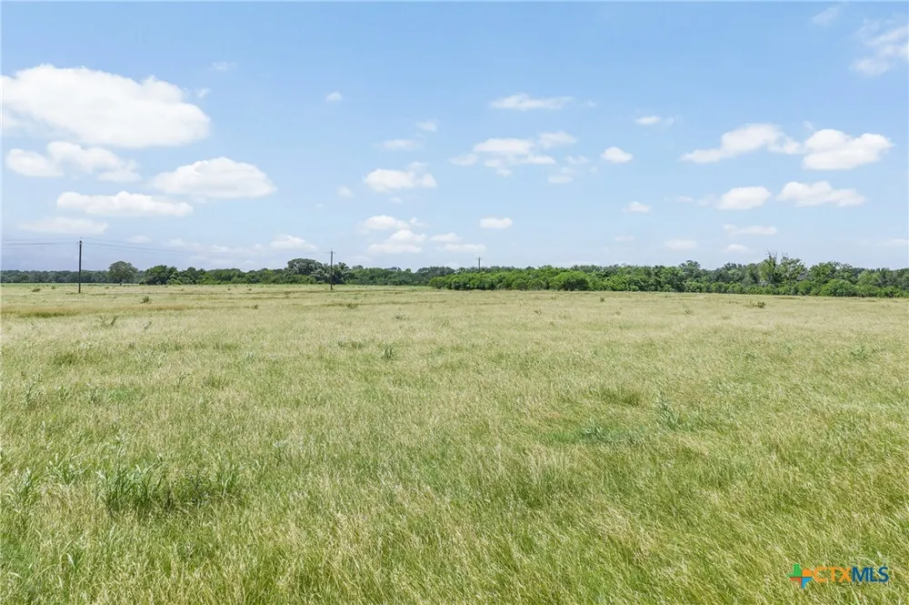 6 Fm 795 Gonzales, TX 78629