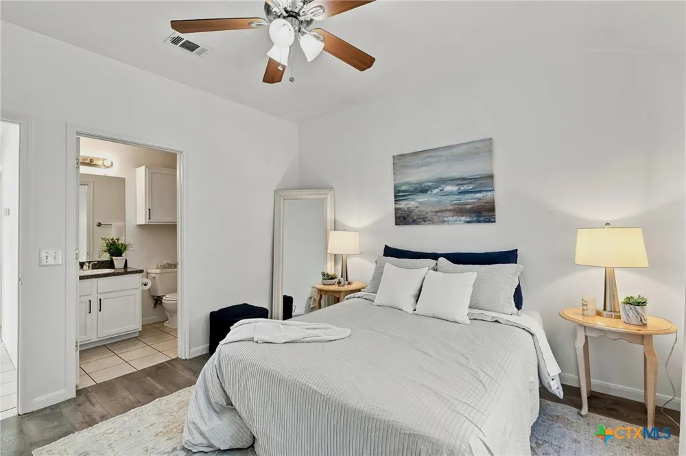 1017 Drovers Cove Georgetown, TX 78626