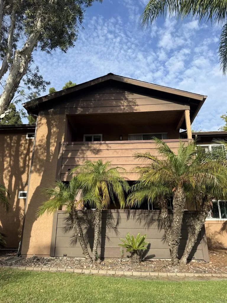 502 Calle Montecito #18 Oceanside, CA 92057