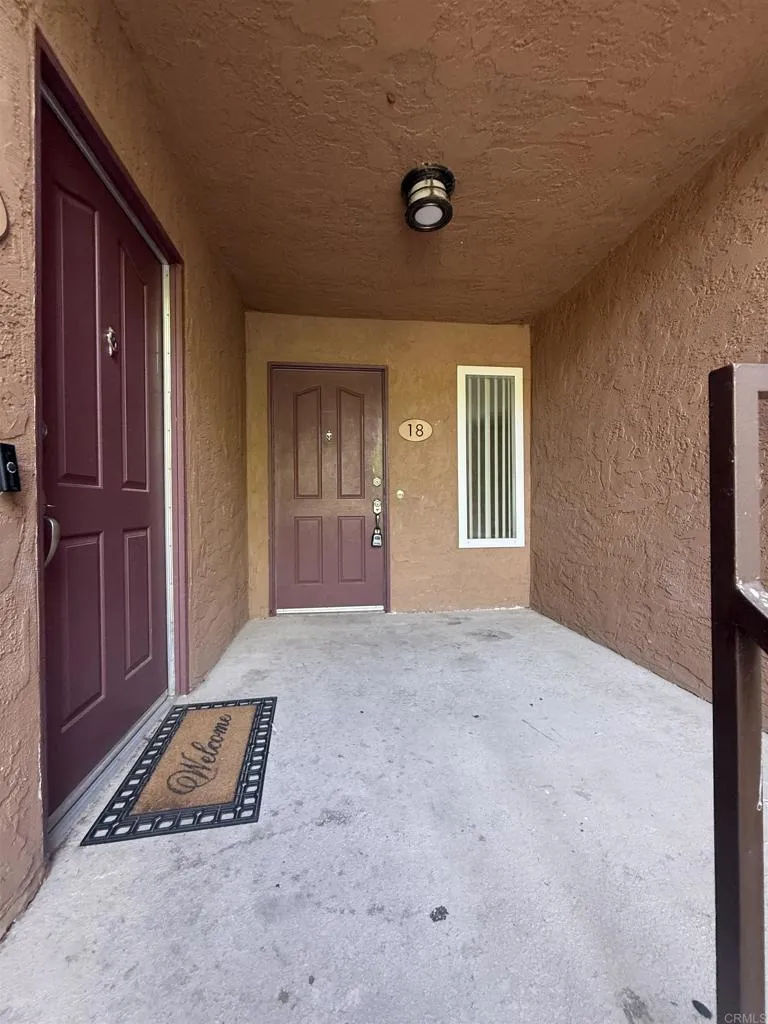 502 Calle Montecito #18 Oceanside, CA 92057