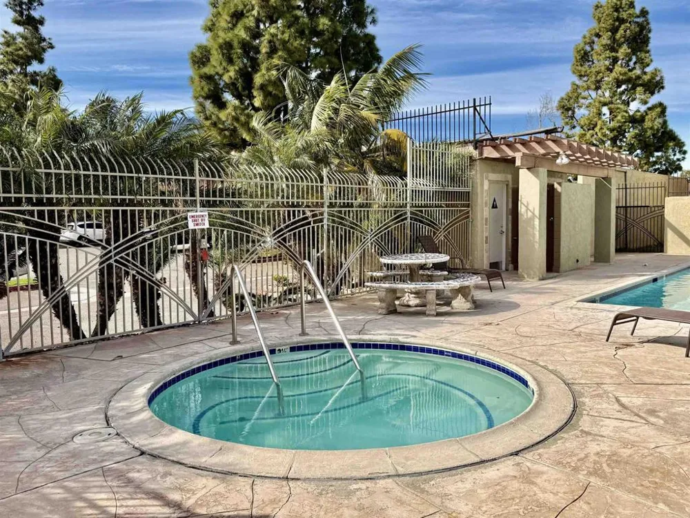 502 Calle Montecito #18 Oceanside, CA 92057