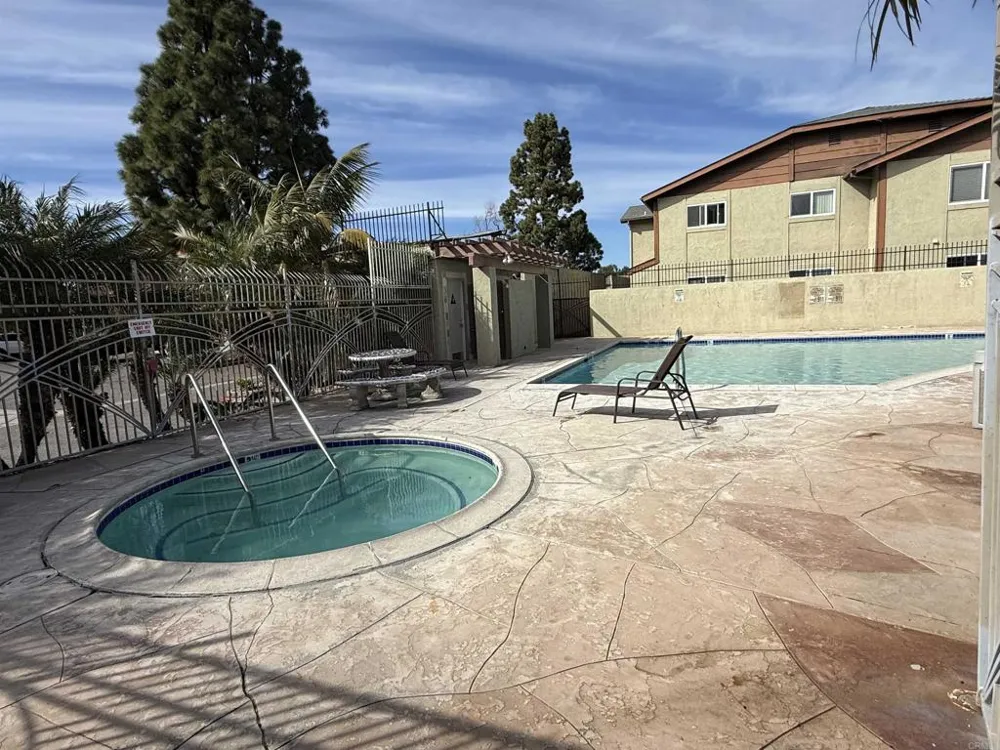 502 Calle Montecito #18 Oceanside, CA 92057