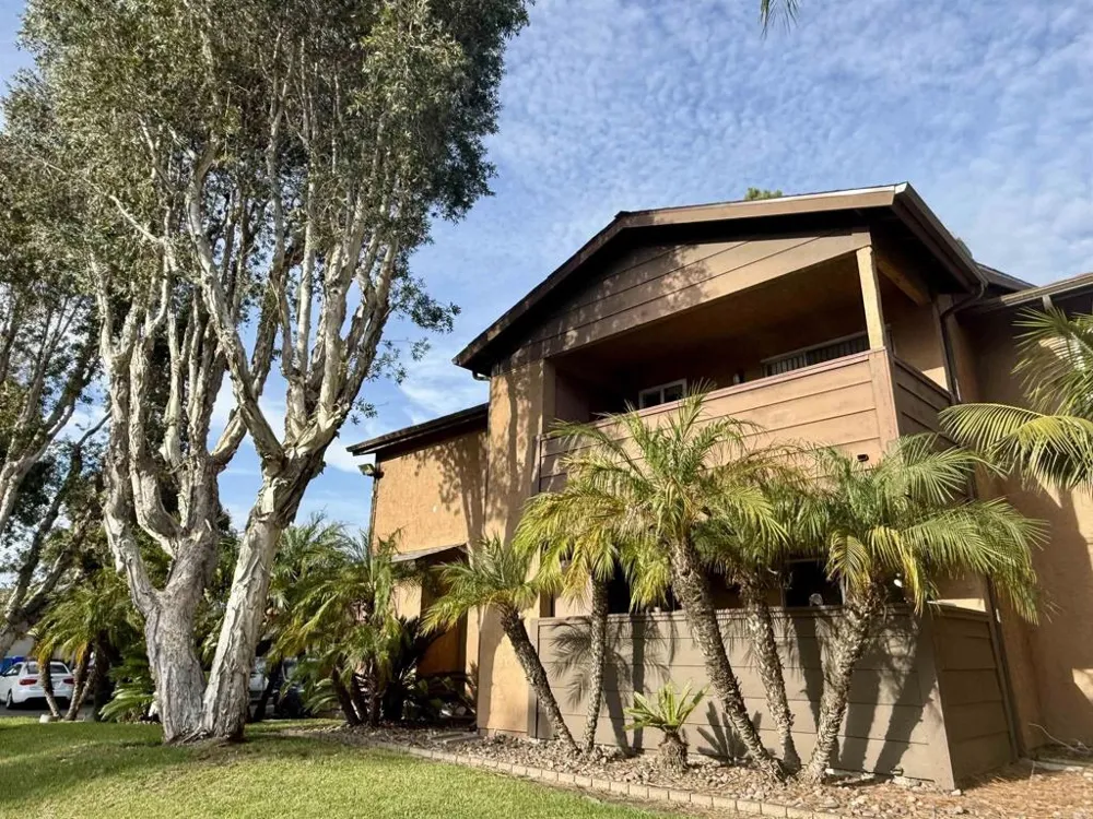 502 Calle Montecito #18 Oceanside, CA 92057