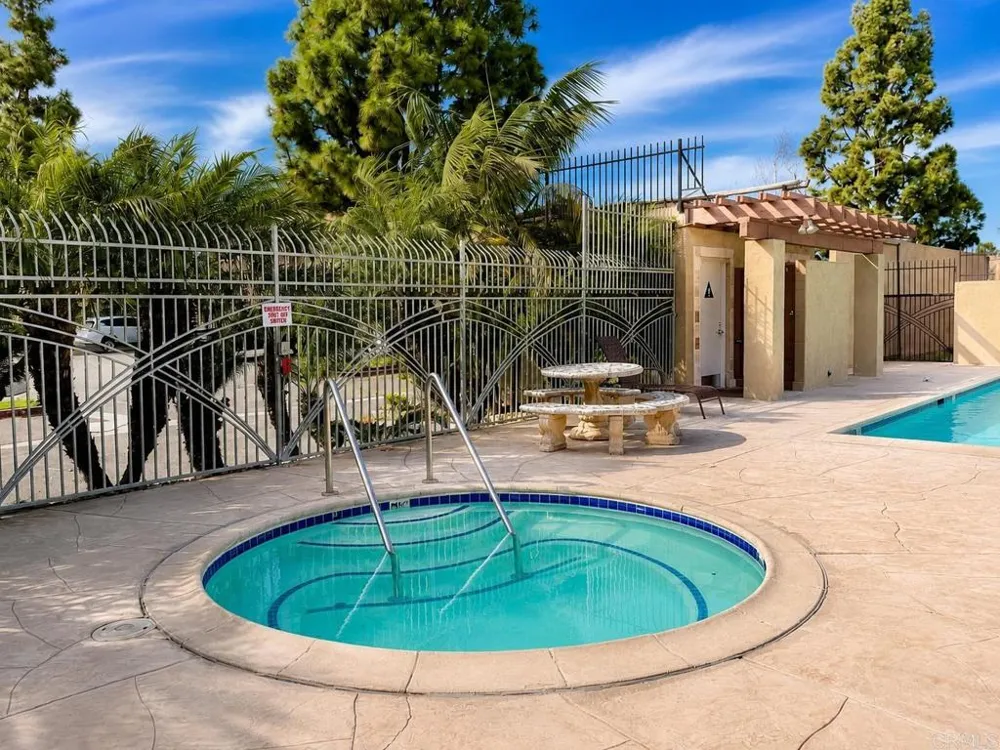 502 Calle Montecito #18 Oceanside, CA 92057