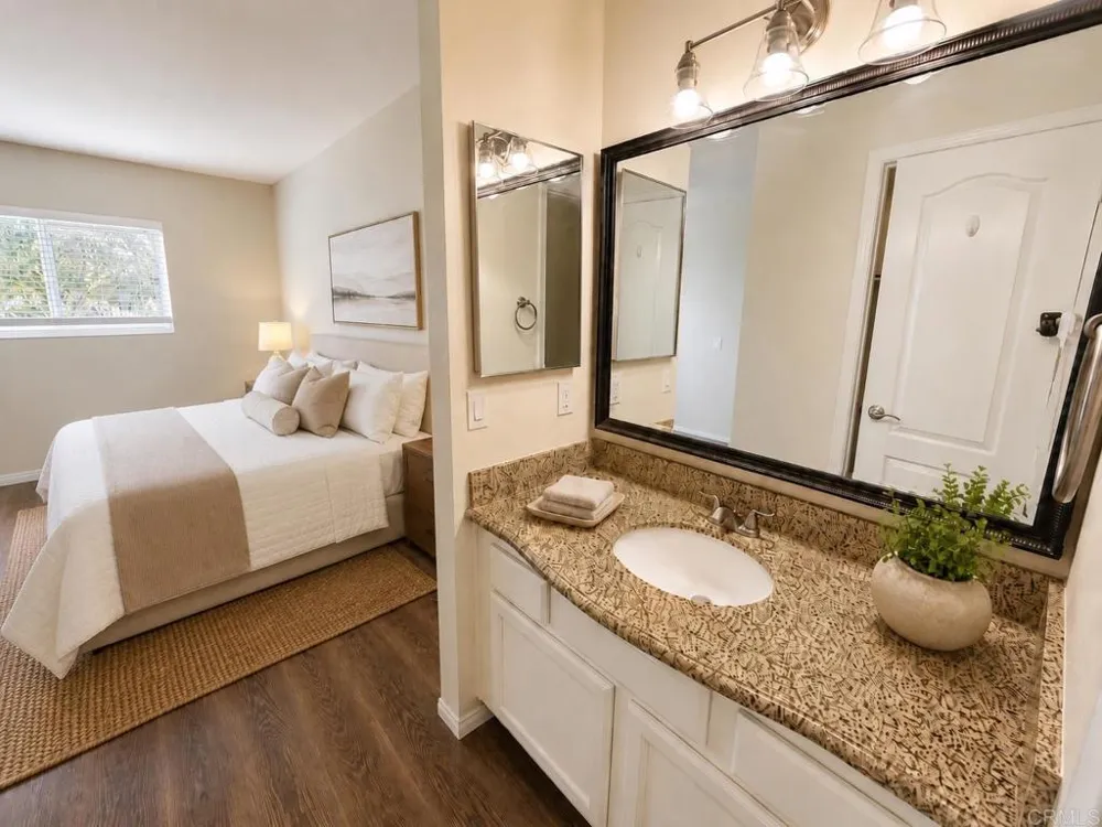 502 Calle Montecito #18 Oceanside, CA 92057