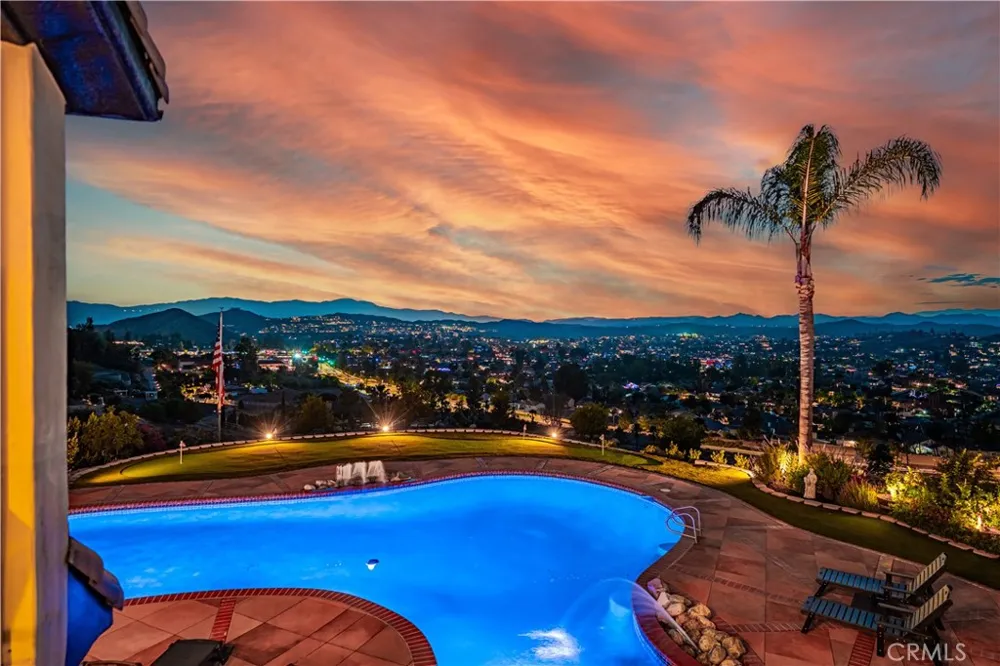 30800 Sorrel Lane Canyon Lake, CA 92587