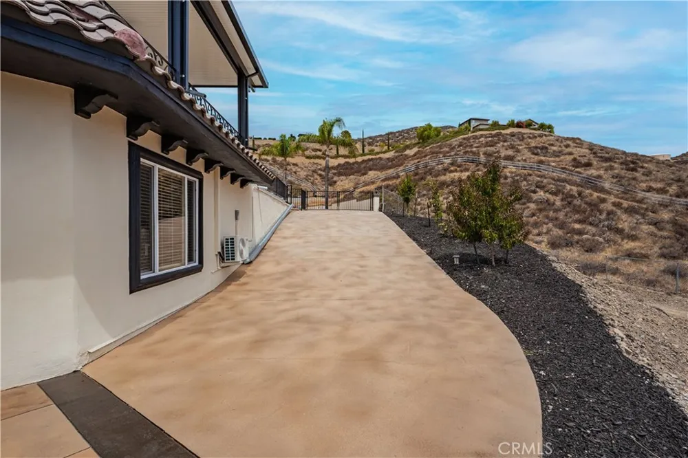 30800 Sorrel Lane Canyon Lake, CA 92587