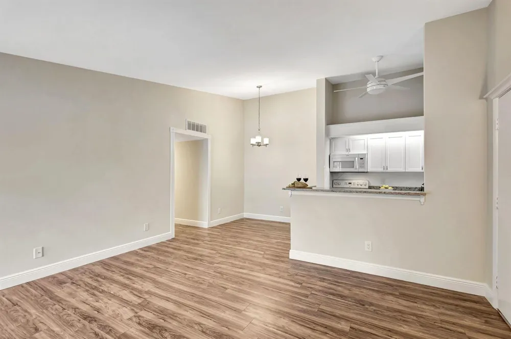 1109 Duncan Circle #201 Palm Beach Gardens, FL 33418