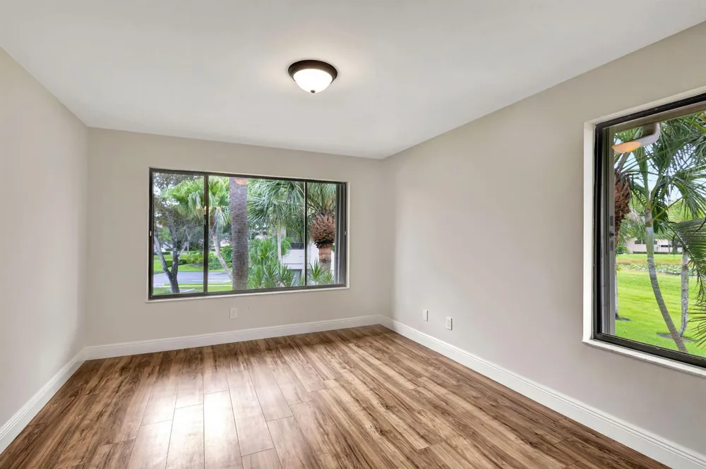 1109 Duncan Circle #201 Palm Beach Gardens, FL 33418