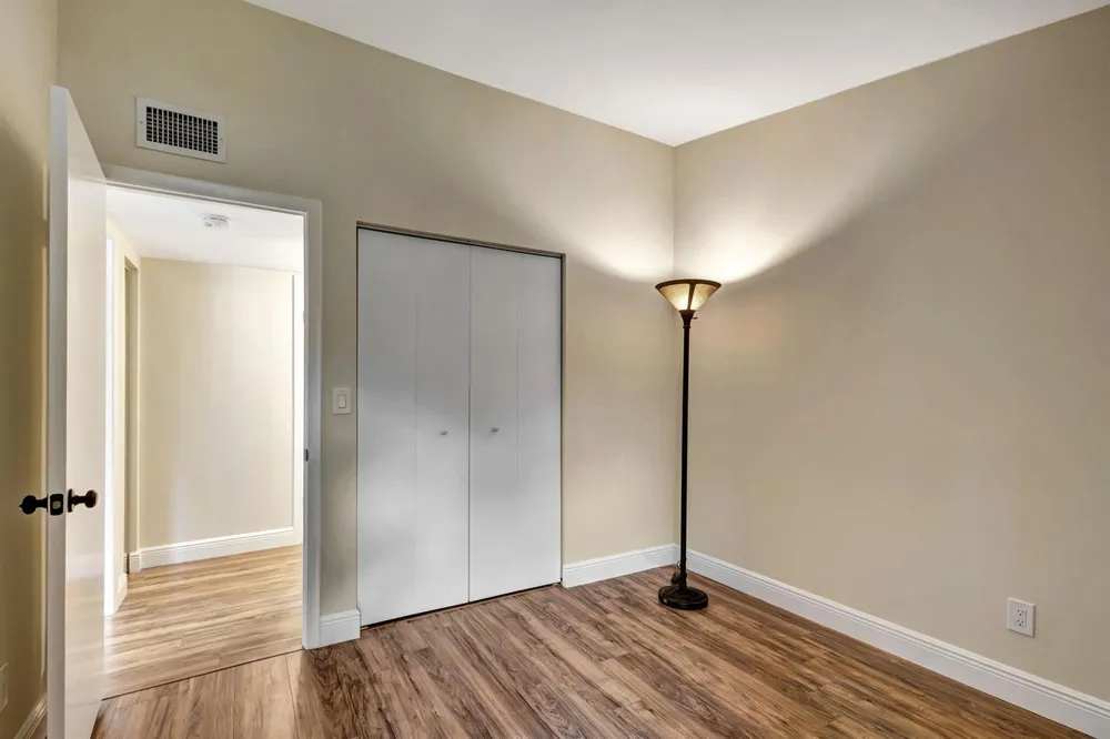 1109 Duncan Circle #201 Palm Beach Gardens, FL 33418