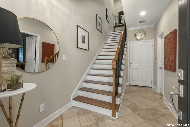 215 E MULBERRY AVE San Antonio, TX 78212