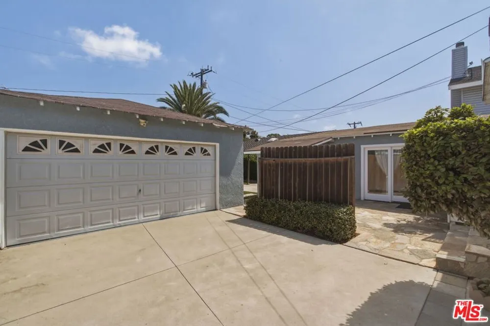 801 W Columbia Street Long Beach, CA 90806