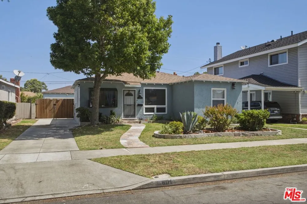 801 W Columbia Street Long Beach, CA 90806