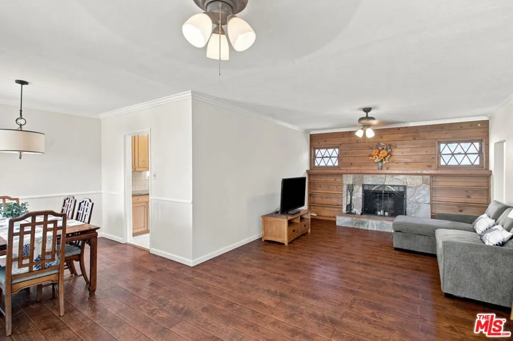 801 W Columbia Street Long Beach, CA 90806