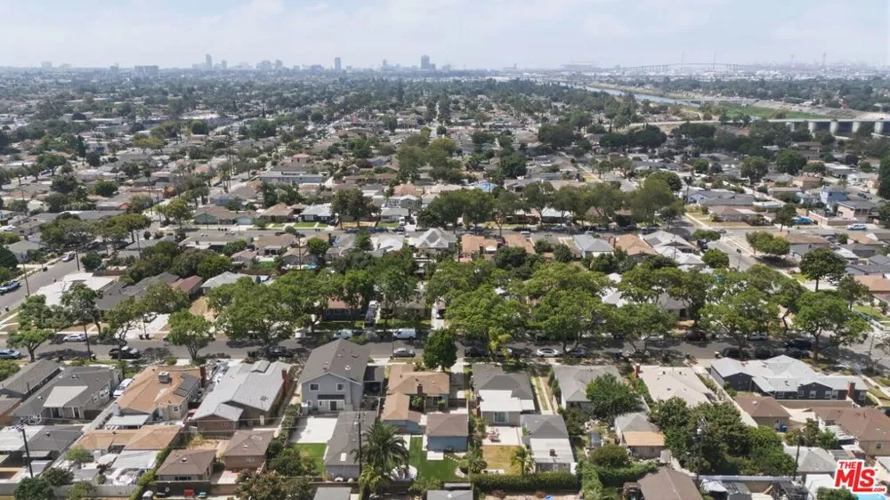 801 W Columbia Street Long Beach, CA 90806