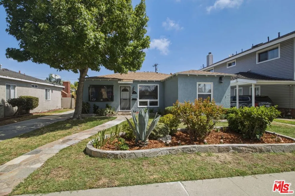 801 W Columbia Street Long Beach, CA 90806