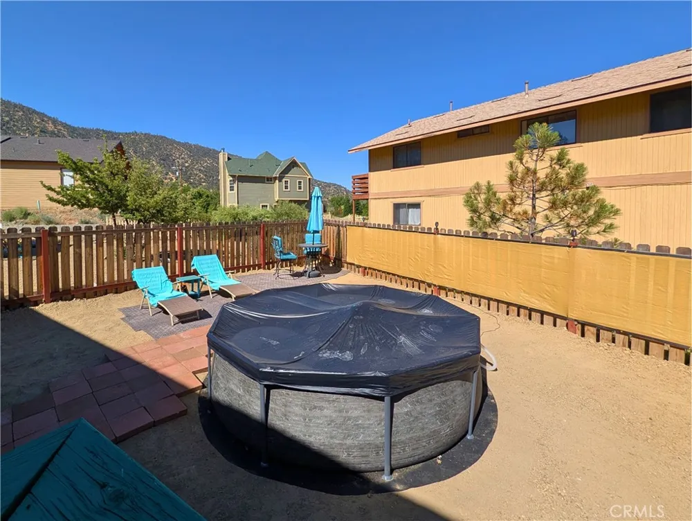 16505 Oakwood Way Pine Mountain Club, CA 93222