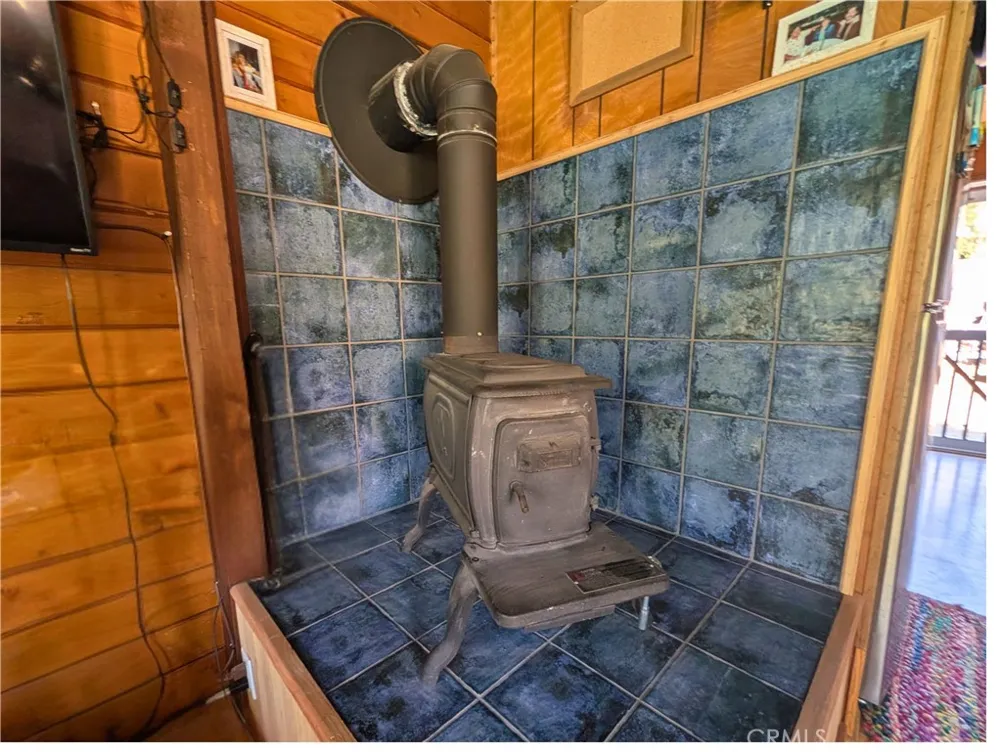 16505 Oakwood Way Pine Mountain Club, CA 93222