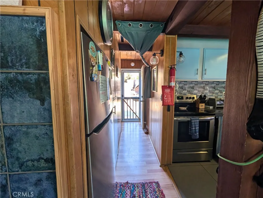 16505 Oakwood Way Pine Mountain Club, CA 93222