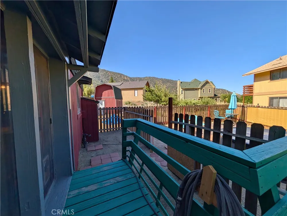 16505 Oakwood Way Pine Mountain Club, CA 93222