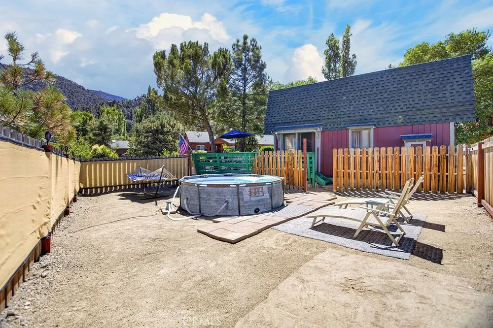 16505 Oakwood Way Pine Mountain Club, CA 93222