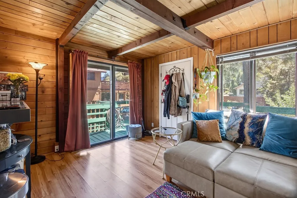 16505 Oakwood Way Pine Mountain Club, CA 93222