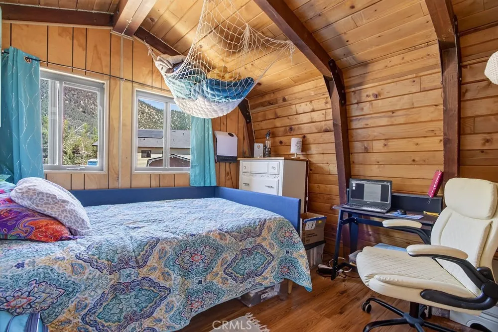 16505 Oakwood Way Pine Mountain Club, CA 93222
