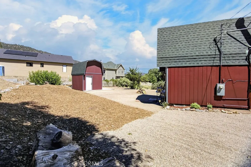 16505 Oakwood Way Pine Mountain Club, CA 93222