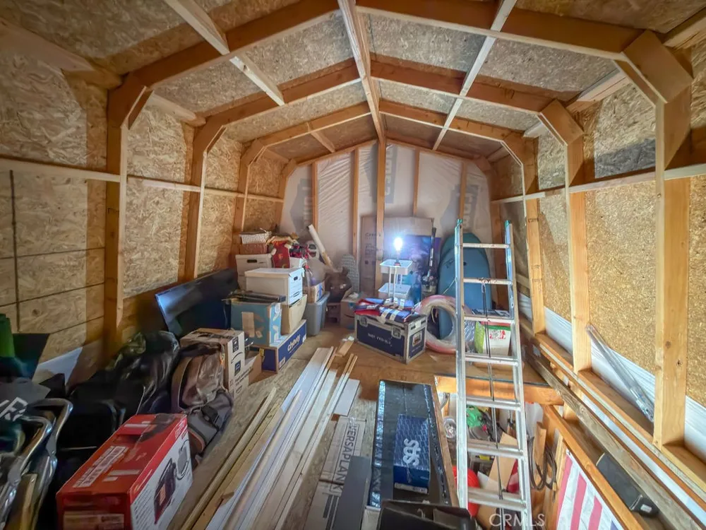 16505 Oakwood Way Pine Mountain Club, CA 93222