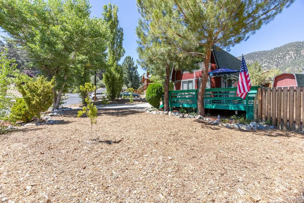16505 Oakwood Way Pine Mountain Club, CA 93222