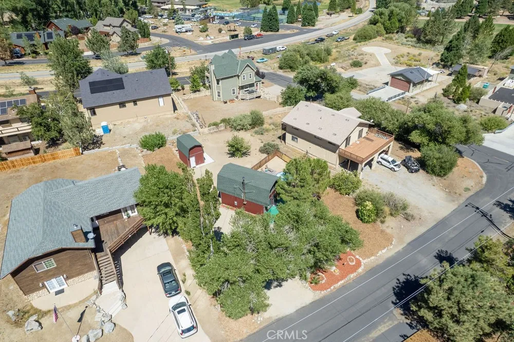 16505 Oakwood Way Pine Mountain Club, CA 93222