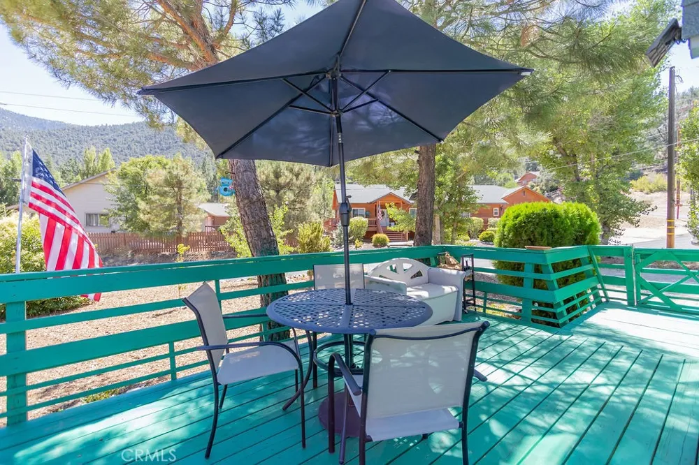 16505 Oakwood Way Pine Mountain Club, CA 93222