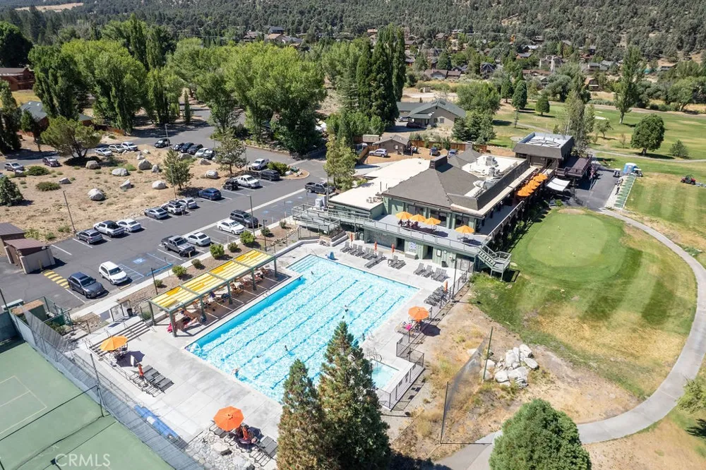 16505 Oakwood Way Pine Mountain Club, CA 93222