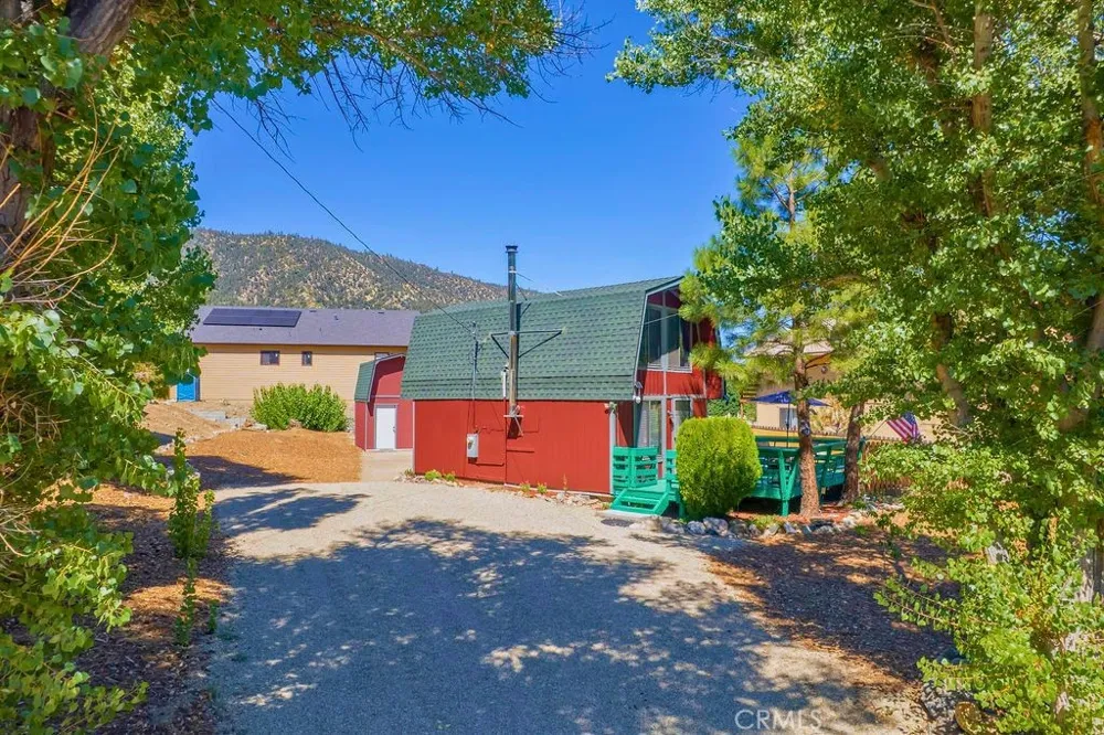 16505 Oakwood Way Pine Mountain Club, CA 93222
