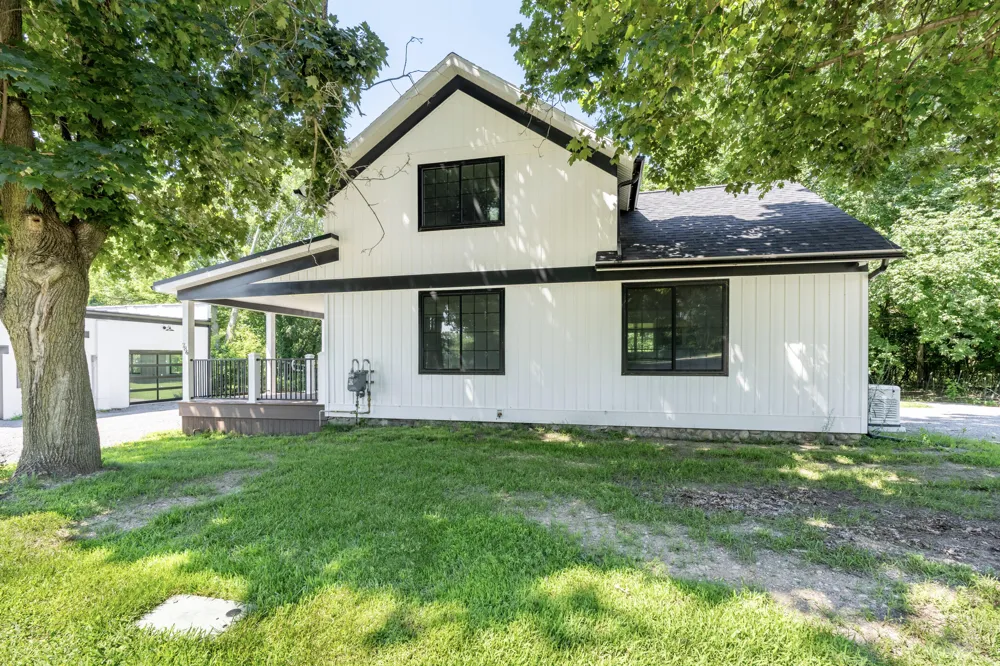 786 W Colon Road Bronson, MI 49028