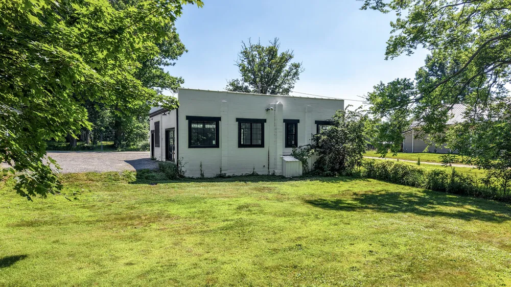 786 W Colon Road Bronson, MI 49028