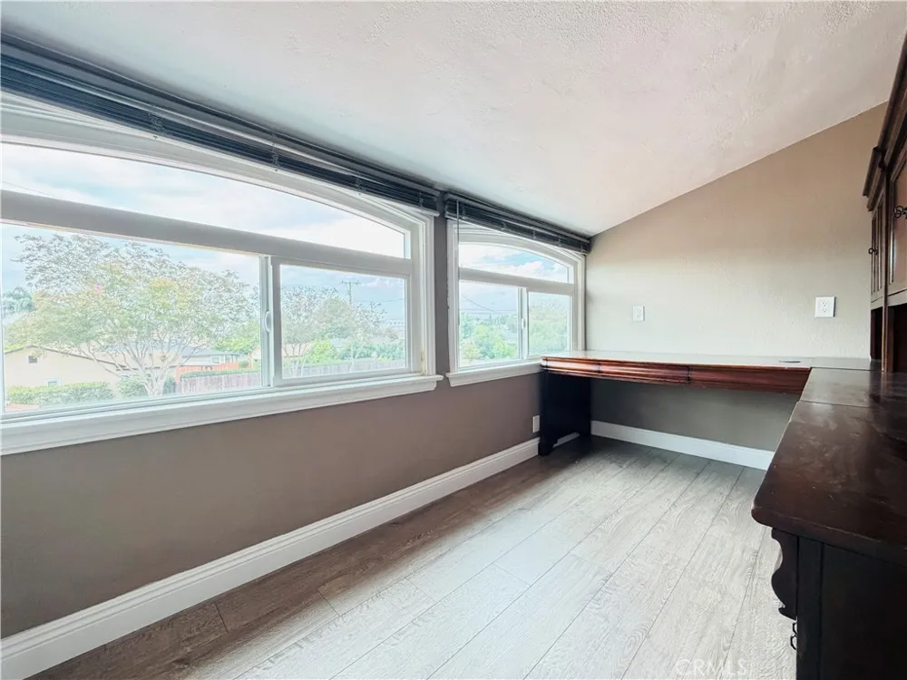 5703 Golden West Temple City, CA 91780