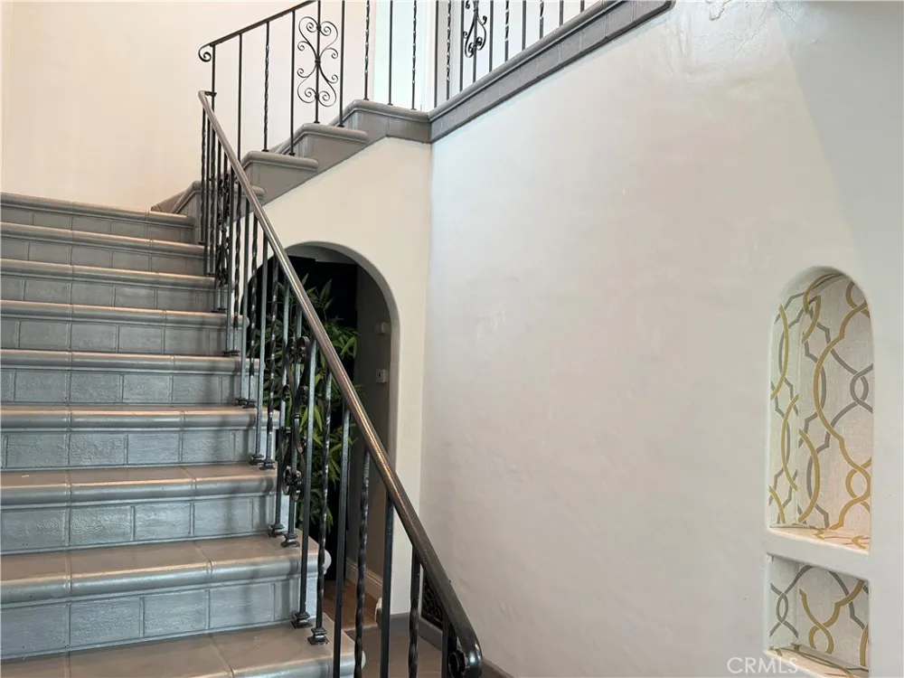 5703 Golden West Temple City, CA 91780