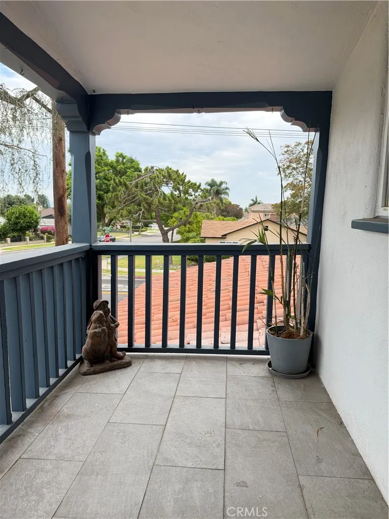 5703 Golden West Temple City, CA 91780