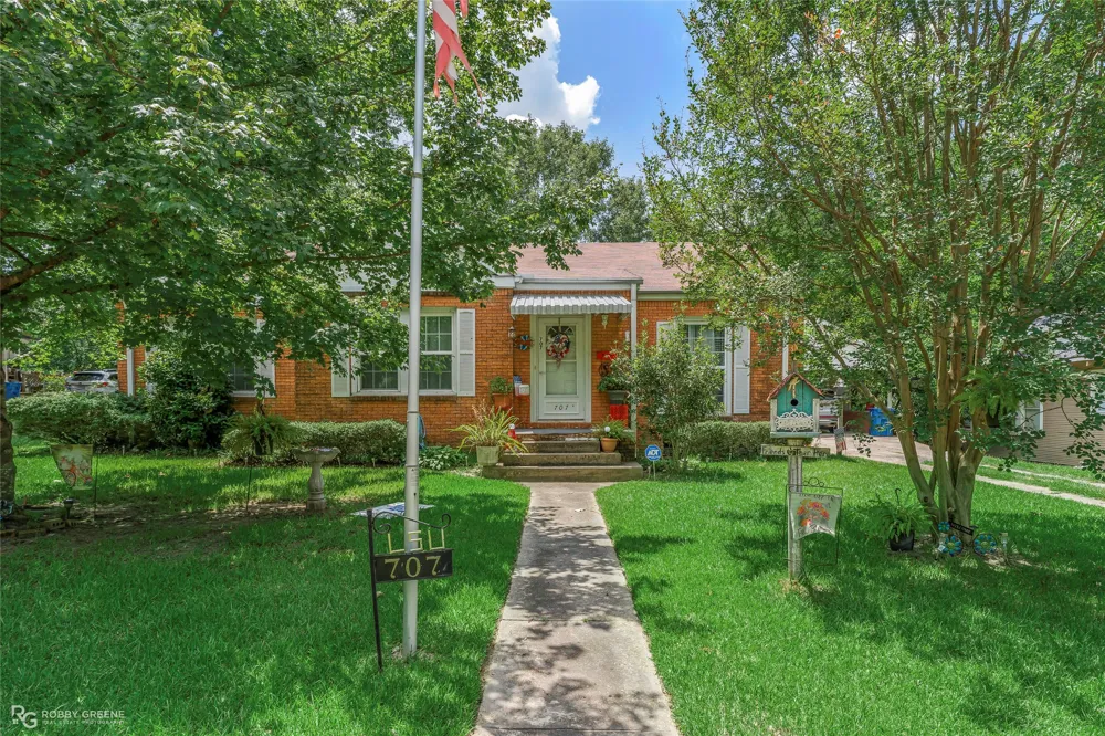 707 Lewisville Road Minden, LA 71055