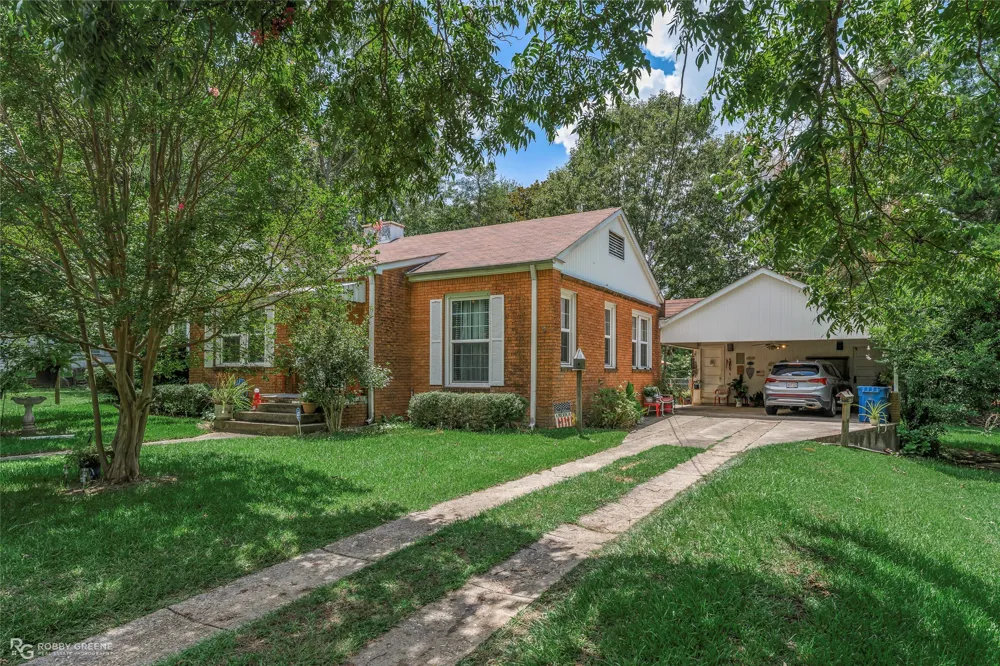 707 Lewisville Road Minden, LA 71055