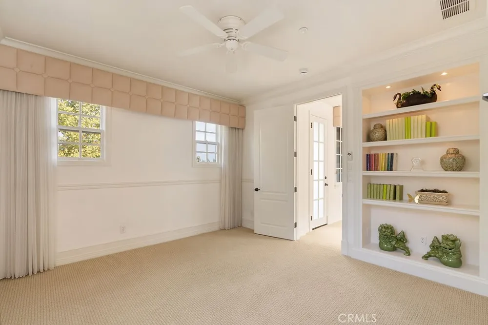 4215 Hidden Oaks Yorba Linda, CA 92886