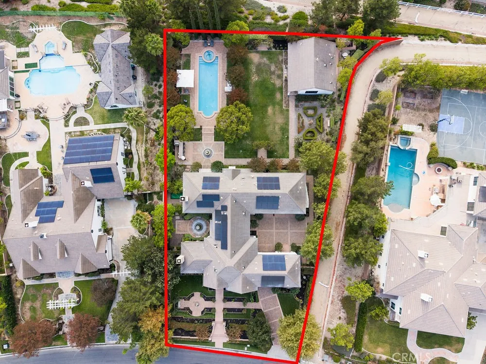 4215 Hidden Oaks Yorba Linda, CA 92886