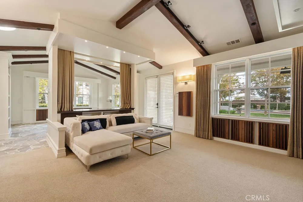 4215 Hidden Oaks Yorba Linda, CA 92886